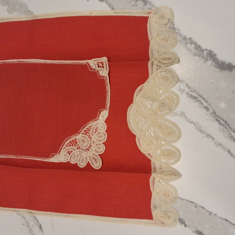 Irish Linens - Picture 10 of 12